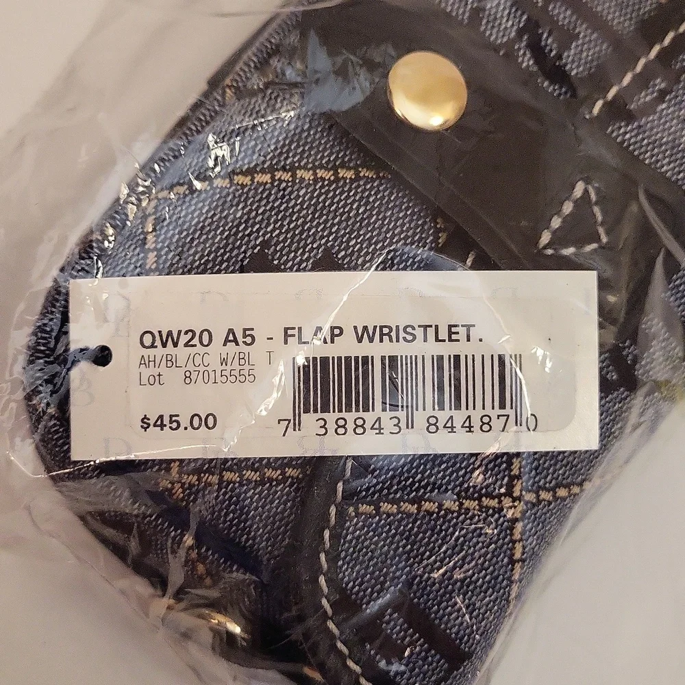 NWT Dooney and Bourke Blue Logo Wristlet with Black Leather Trim - Picture 6 of 6